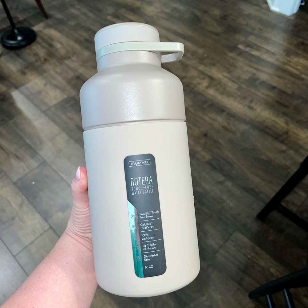 BrüMate Rotera Touch-Free Water Bottle - Elegant Cream